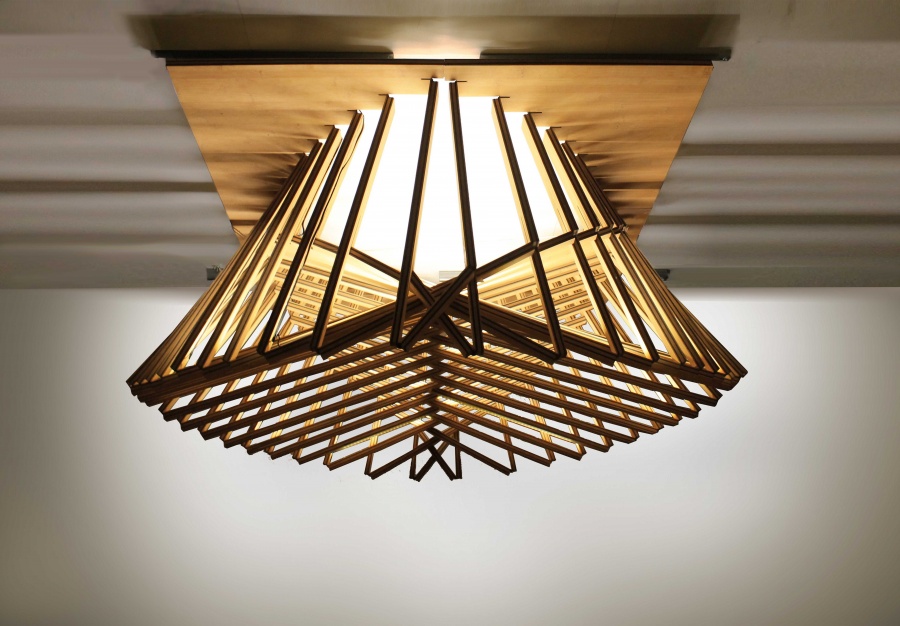Lee más sobre el artículo RISING LIGHT FIXTURE