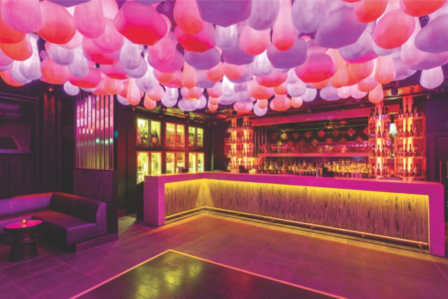 Lee más sobre el artículo Playground Bar: Diseño y Glamour en Liverpool