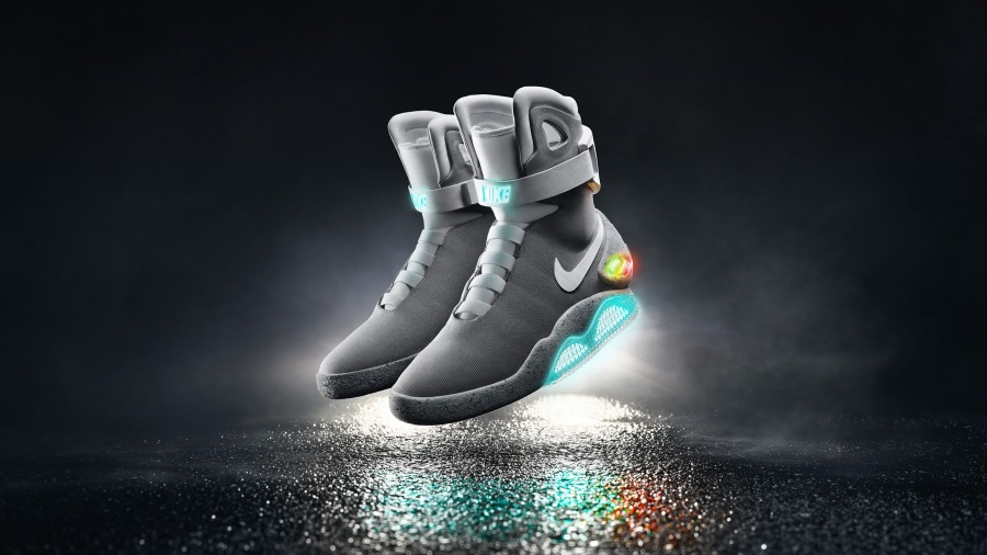 Lee más sobre el artículo NIKE MAG 2015: LOS TENIS DEL FUTURO