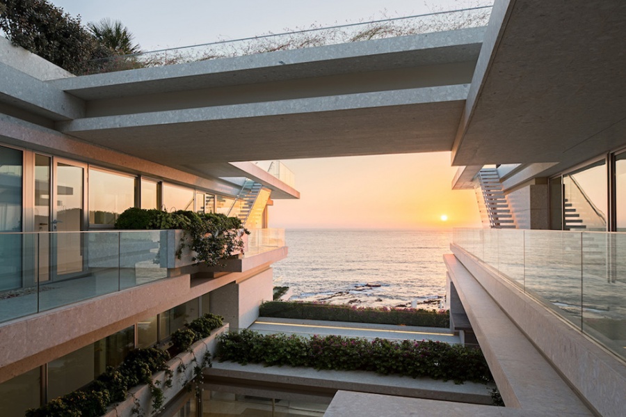 Lee más sobre el artículo Villa Kali | BLANKPAGE Architects + Karim Nader Studio