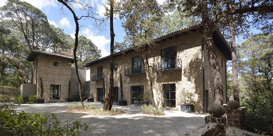 Lee más sobre el artículo Casa de Campo en Valle de Bravo