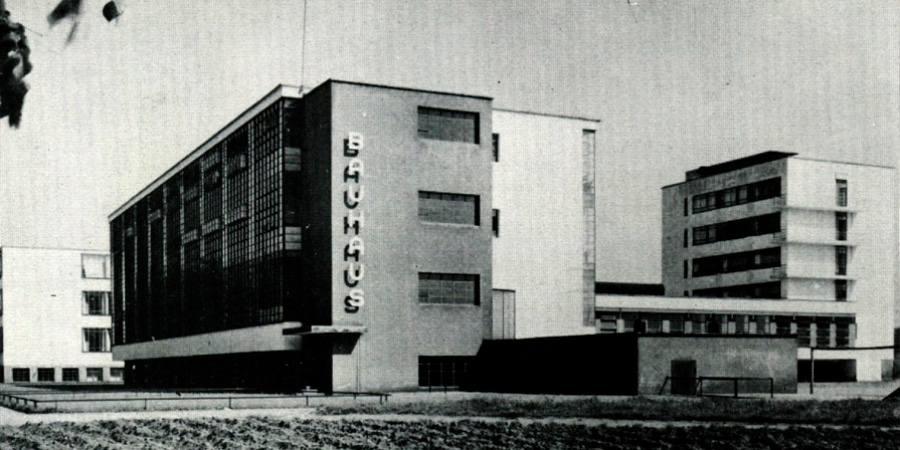 El emblemático edificio de la Bauhaus