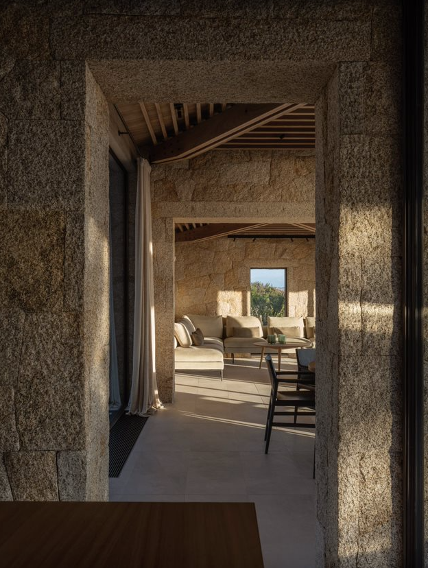 Villa S