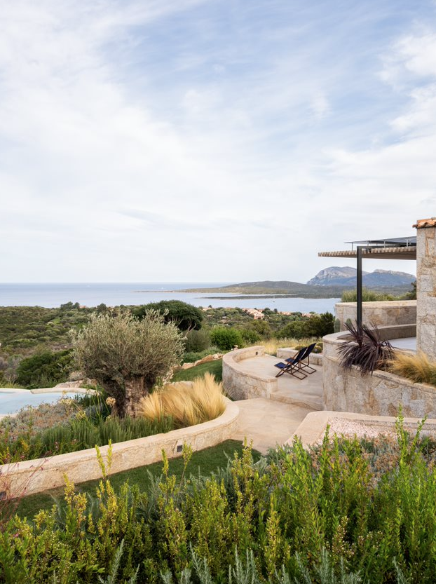 Villa S