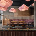 Bajando el telón a escala humana: Café Constance por Atelier Zébulon Perron