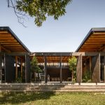 La Casa del Tiempo: una vivienda entre río, oficio y comunidad