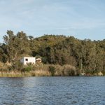 Piedra y Agua: una casa que conserva la memoria